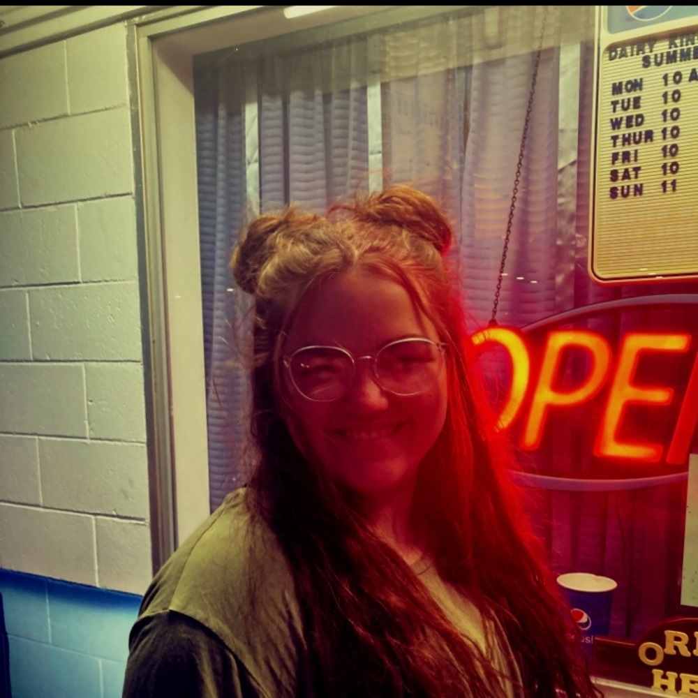 Meet your Posher, Hannah